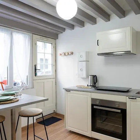 Apartment Petit Au Coeur De Caen