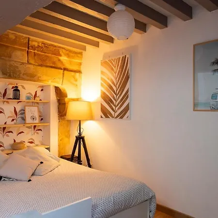 Petit Au Coeur De Apartment *